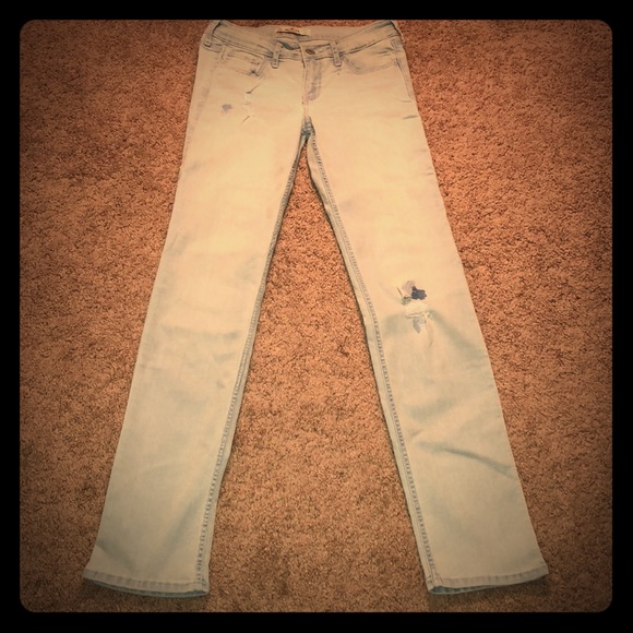 Hollister Denim - NWT🙌🏼👍🏻 Hollister Jeans 👖